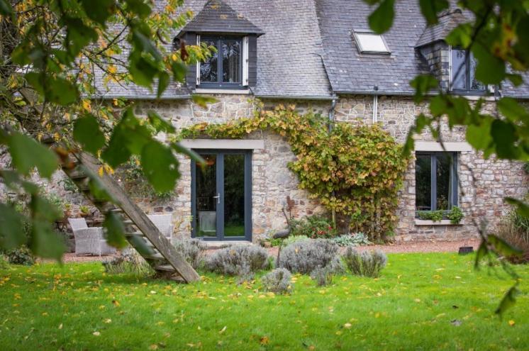 L'Hotie De Broceliande, Au Coeur Des Sites Naturels Et Legendaires Paimpont Ngoại thất bức ảnh