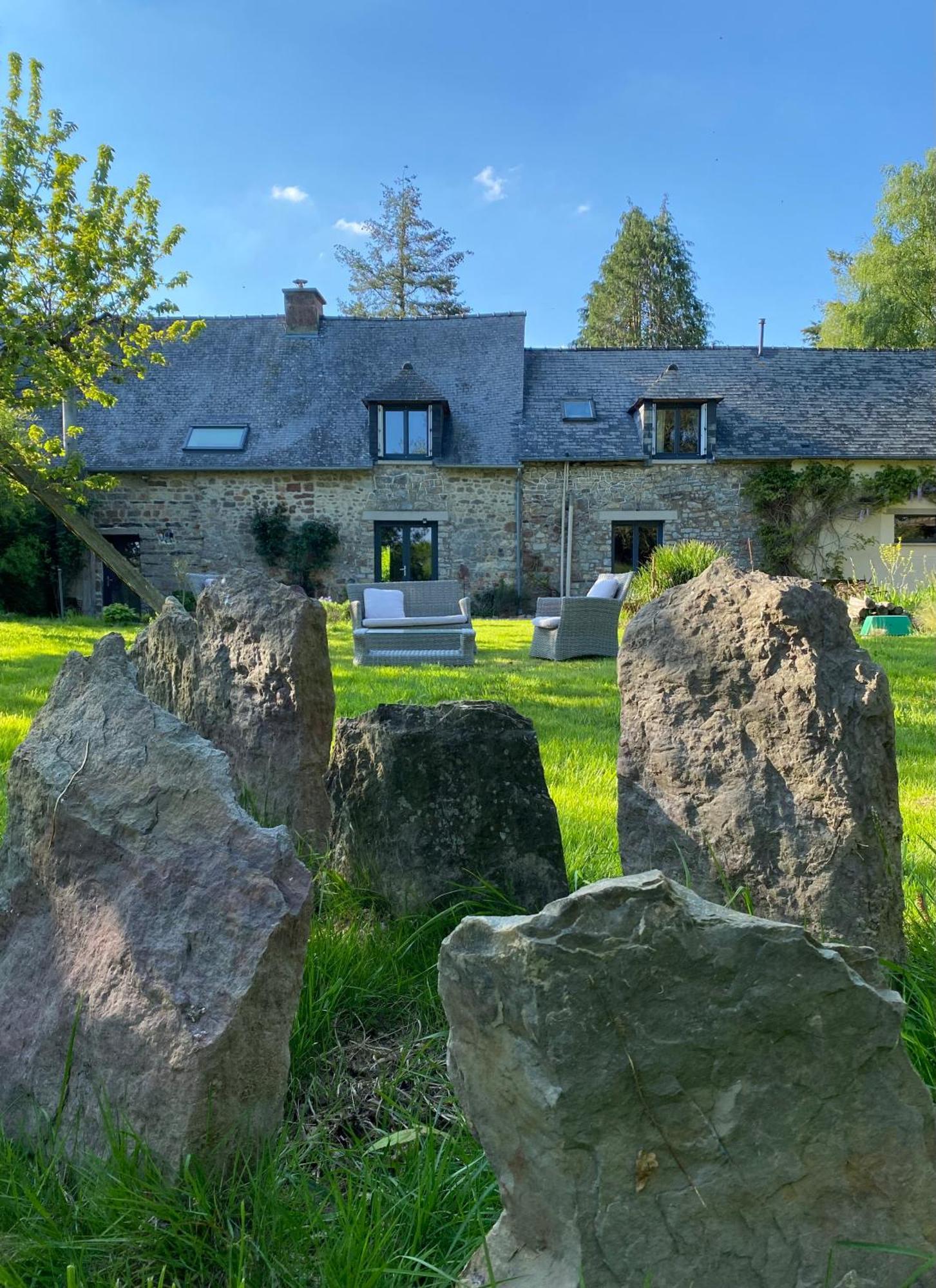 L'Hotie De Broceliande, Au Coeur Des Sites Naturels Et Legendaires Paimpont Ngoại thất bức ảnh